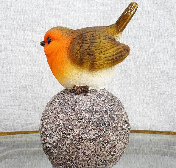 Фигурка "Птичка на камне 1"