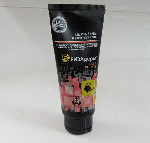 Крем защитный гидрофильного действия для рук и лица 100мл РизаДерм Профи