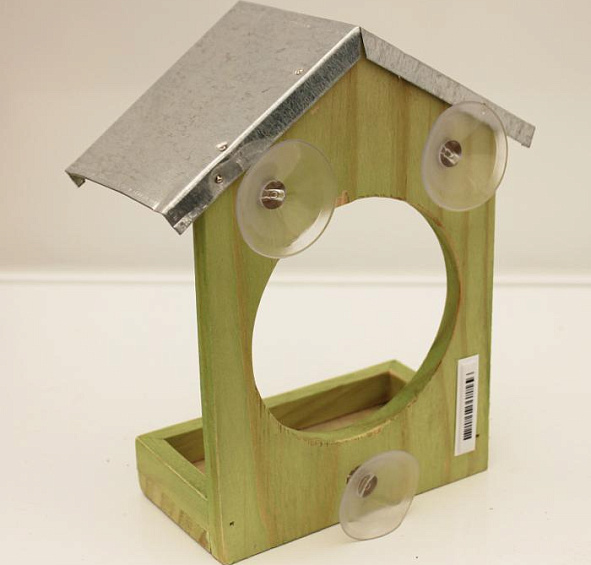Кормушка с окном