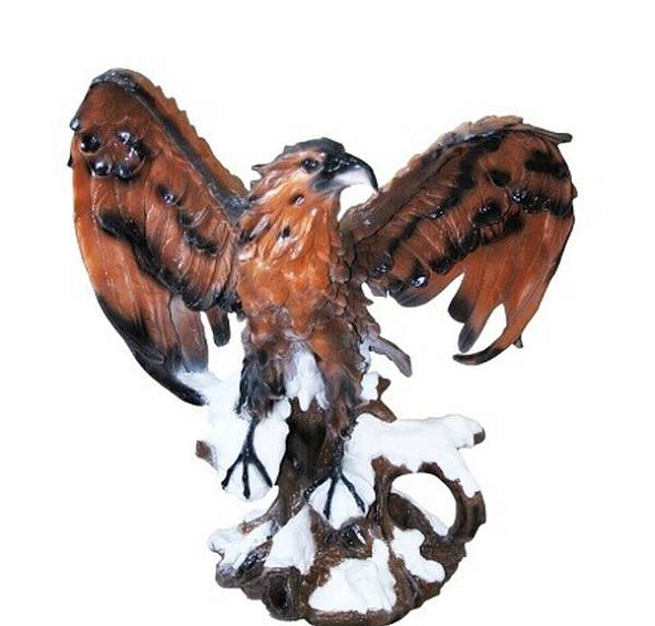 Орел на пне F01025