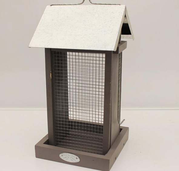 Кормушка для птиц с накопителем IP 01