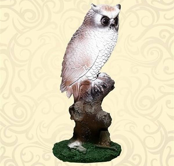 Филин на ветке F01243